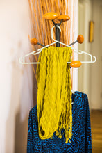 Load image into Gallery viewer, 20 Multi-Use Clothes Hangers
